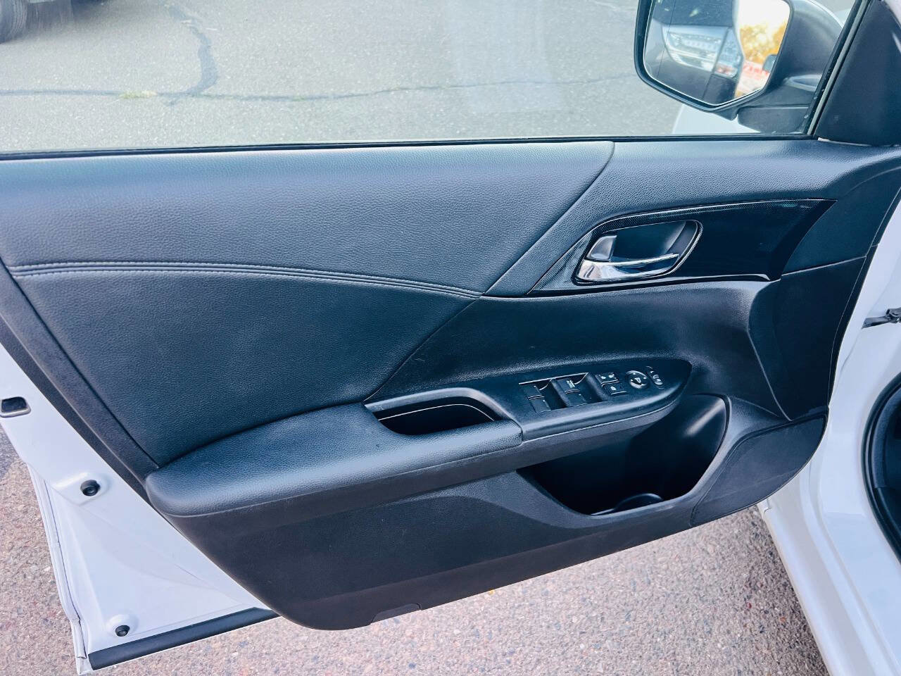 Used 2013 Honda Accord Sport image 24