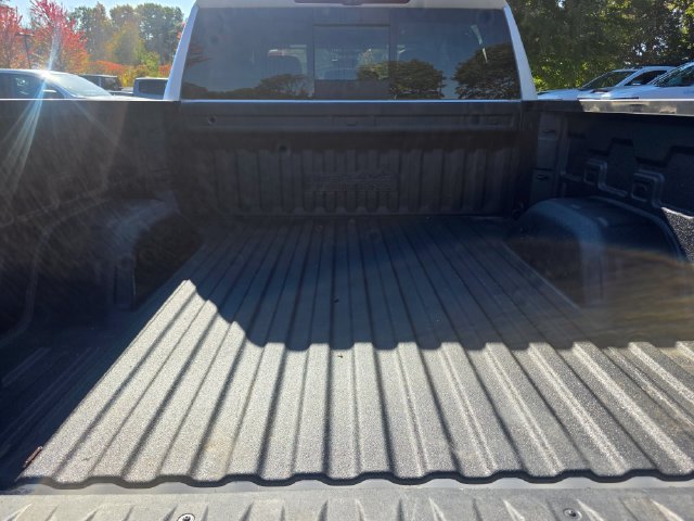 Used 2023 Chevrolet Silverado 1500 High Country w/ High Country Premium Package AWD/4WD image 4