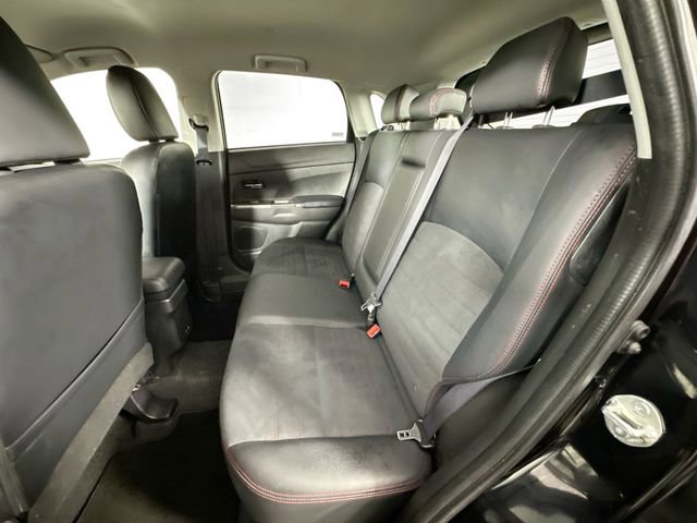 Used 2025 Mitsubishi Outlander Sport SE AWD/4WD image 24