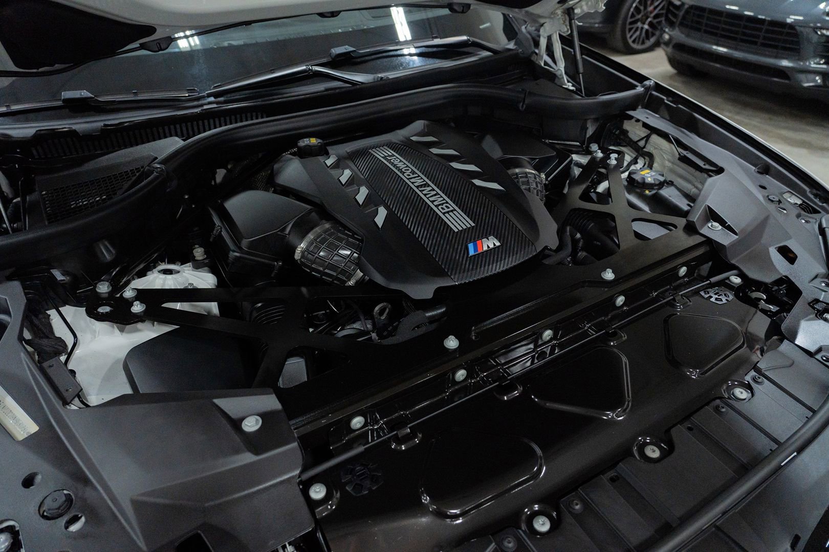 Used 2021 BMW X5 M w/ Competition Package image 60