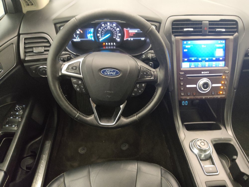Used 2020 Ford Fusion Titanium AWD/4WD image 22