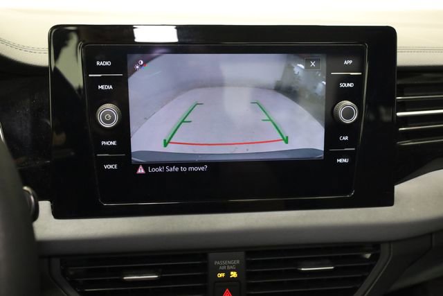 Used 2025 Volkswagen Jetta SE image 21