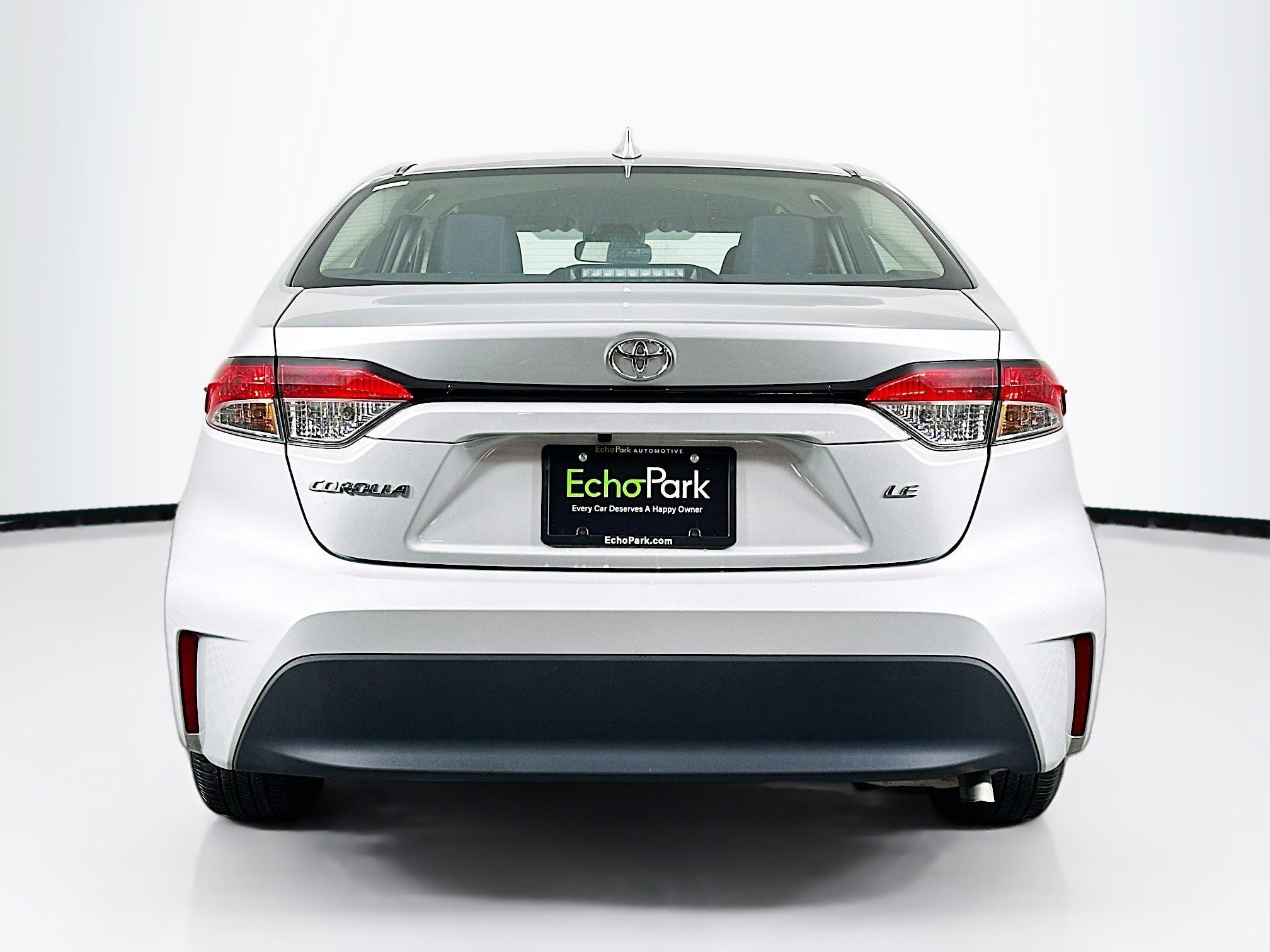 Used 2025 Toyota Corolla LE image 7