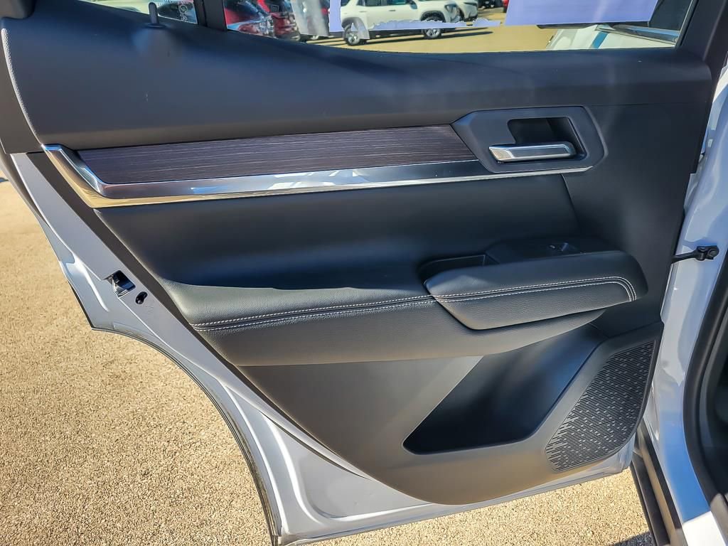 Used 2026 GMC Terrain Denali w/ LPO, Floor Liner Package image 19