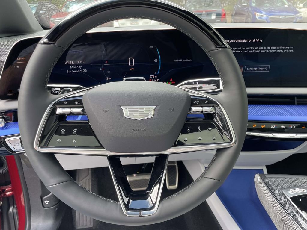 New 2025 Cadillac Optiq Sport 1 w/ LPO, ONYX Package image 22