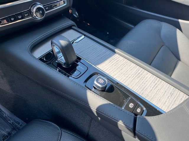 Used 2024 Volvo V90 B6 Cross Country Plus image 29