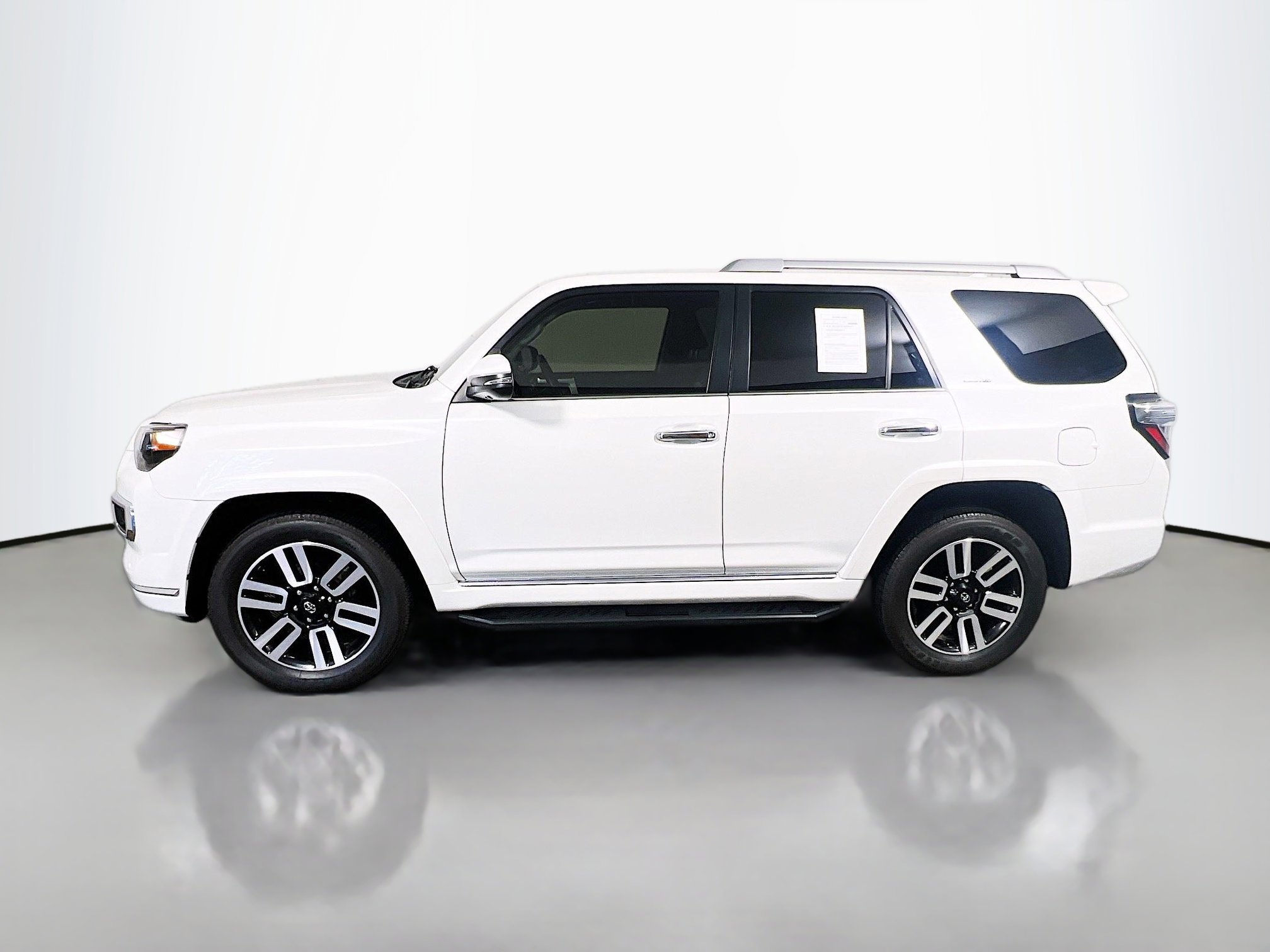 Used 2023 Toyota 4Runner Limited image 9