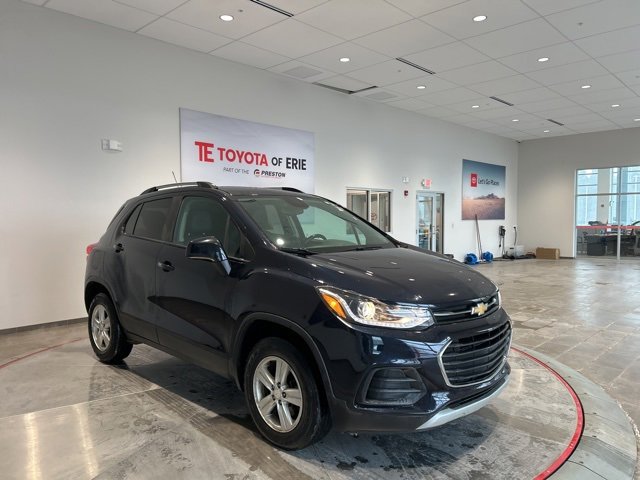Used 2022 Chevrolet Trax LT w/ Premium Seat Package