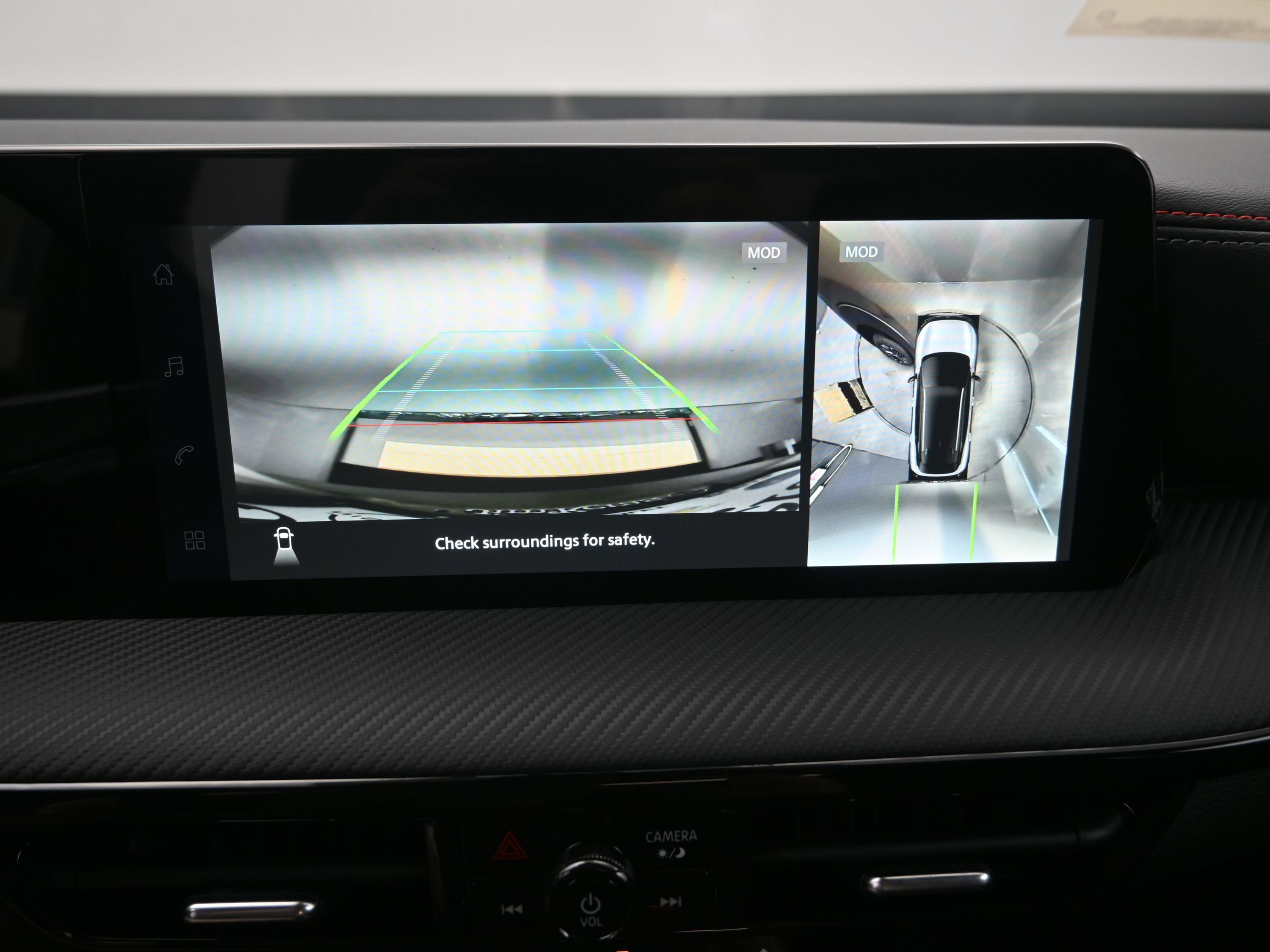 New 2026 Nissan Kicks SR image 16