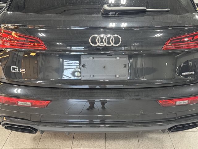 Used 2025 Audi Q5 2.0T Premium w/ Convenience Plus Package AWD/4WD image 39