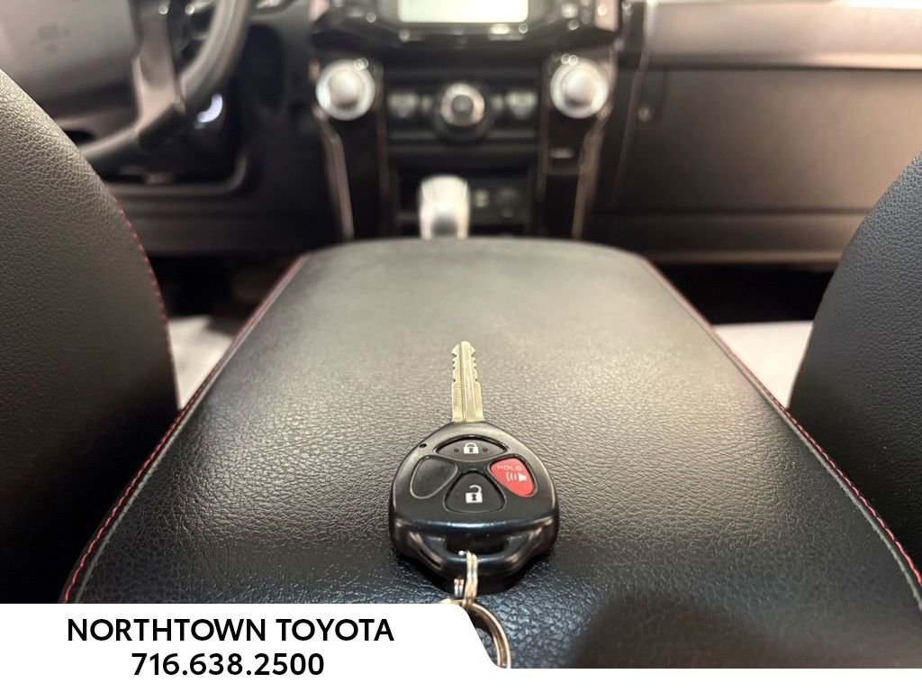 Used 2019 Toyota 4Runner TRD Off-Road Premium image 9