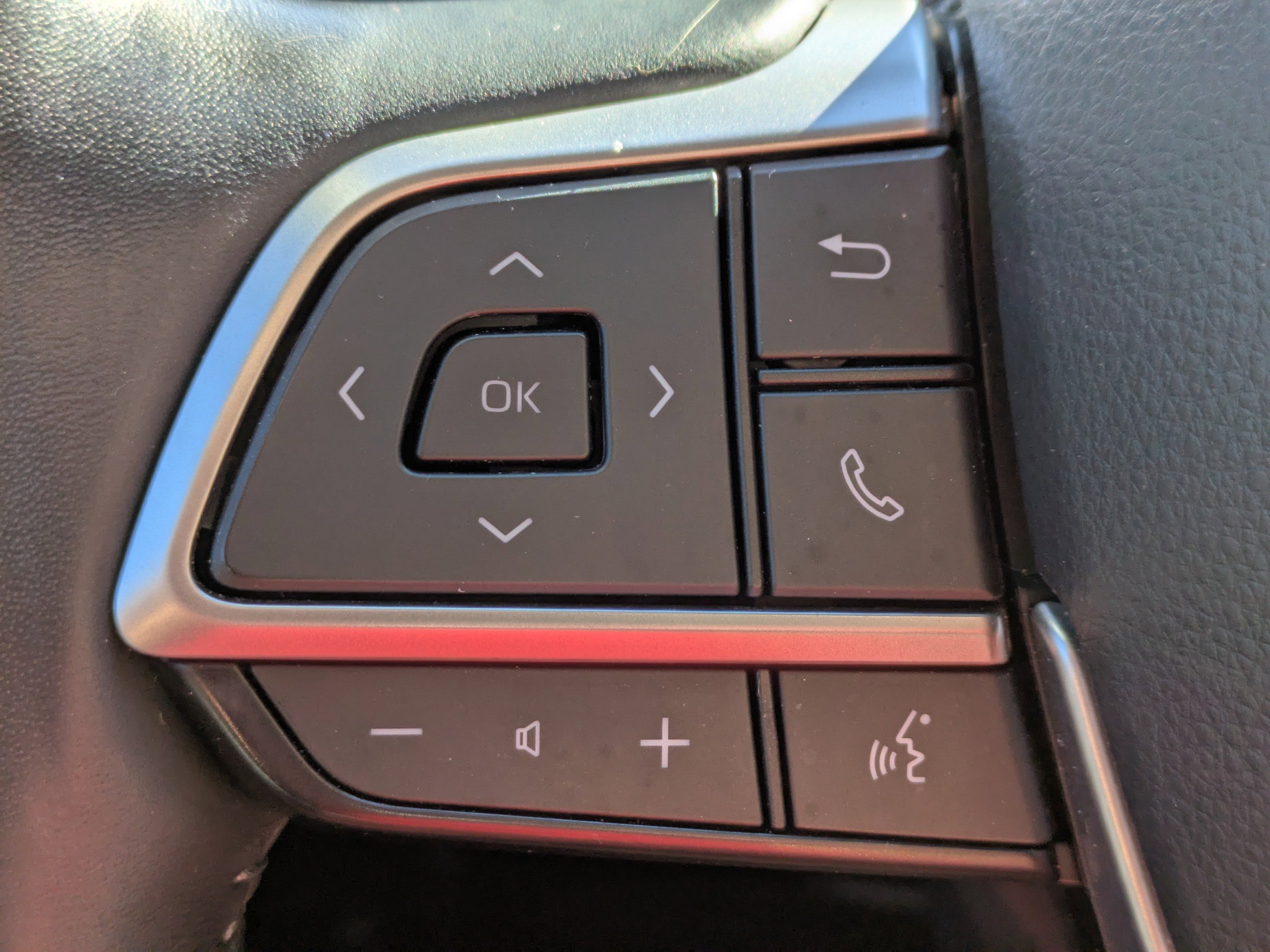 Used 2022 Toyota Highlander Platinum image 32