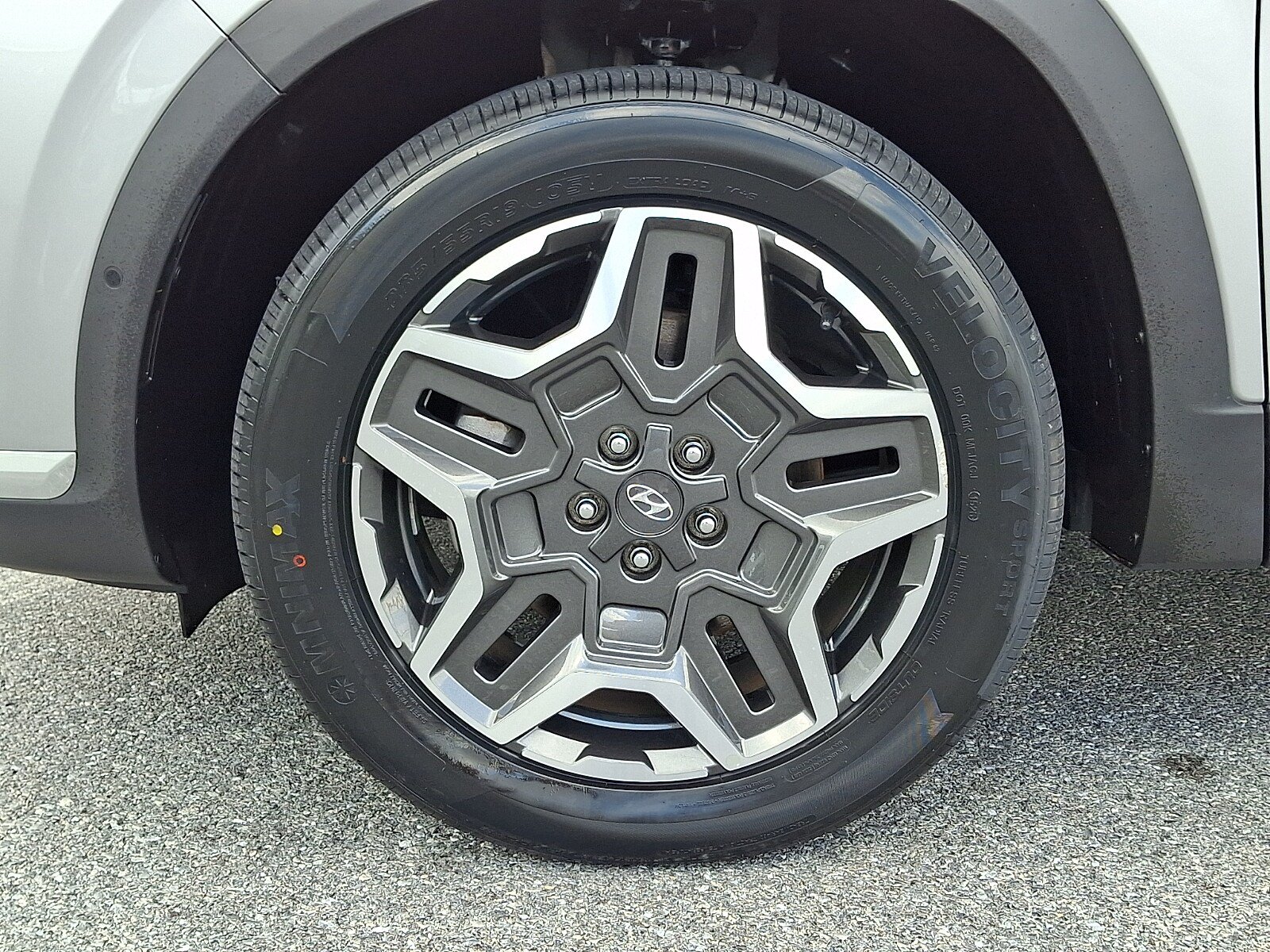 Certified 2023 Hyundai Santa Fe Limited AWD/4WD image 9