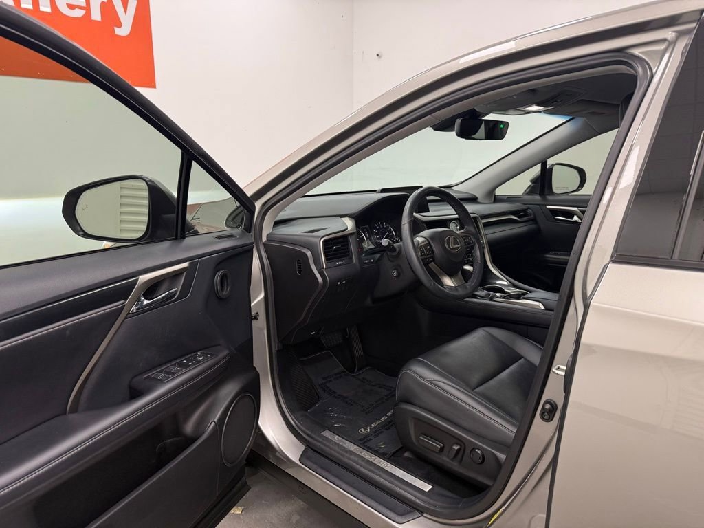Used 2018 Lexus RX 350 FWD w/ Accessory Package image 9