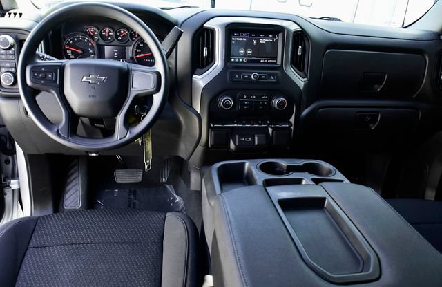 Used 2022 Chevrolet Silverado 1500 Custom Trail Boss w/ LPO, Dark Essentials Package AWD/4WD image 15
