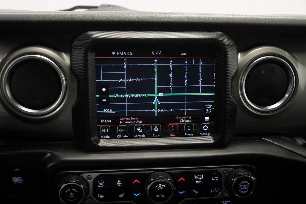 Certified 2022 Jeep Wrangler Unlimited Sahara w/ Cold Weather Group image 33