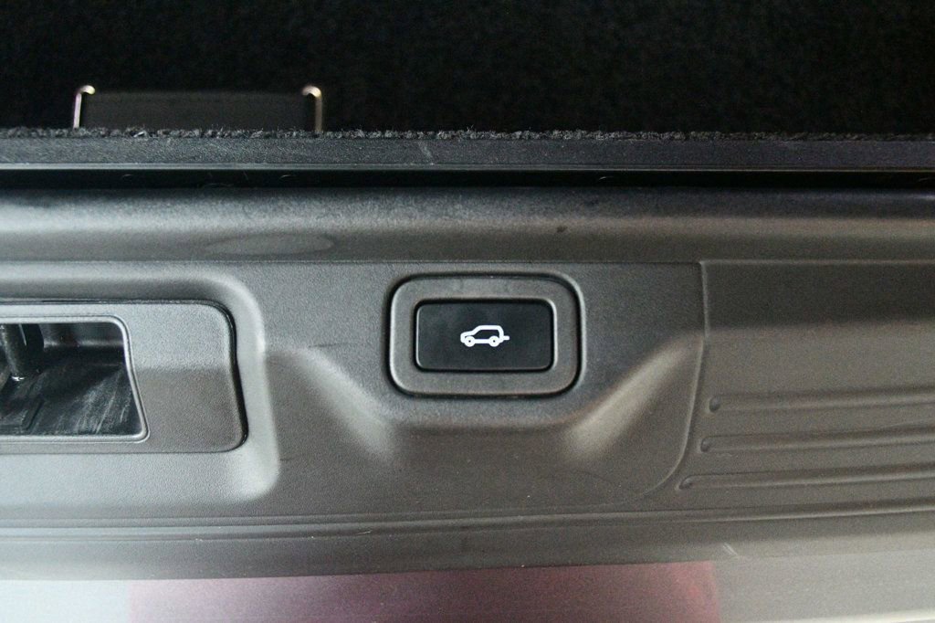 Used 2021 Land Rover Range Rover P525 Westminster Edition image 78