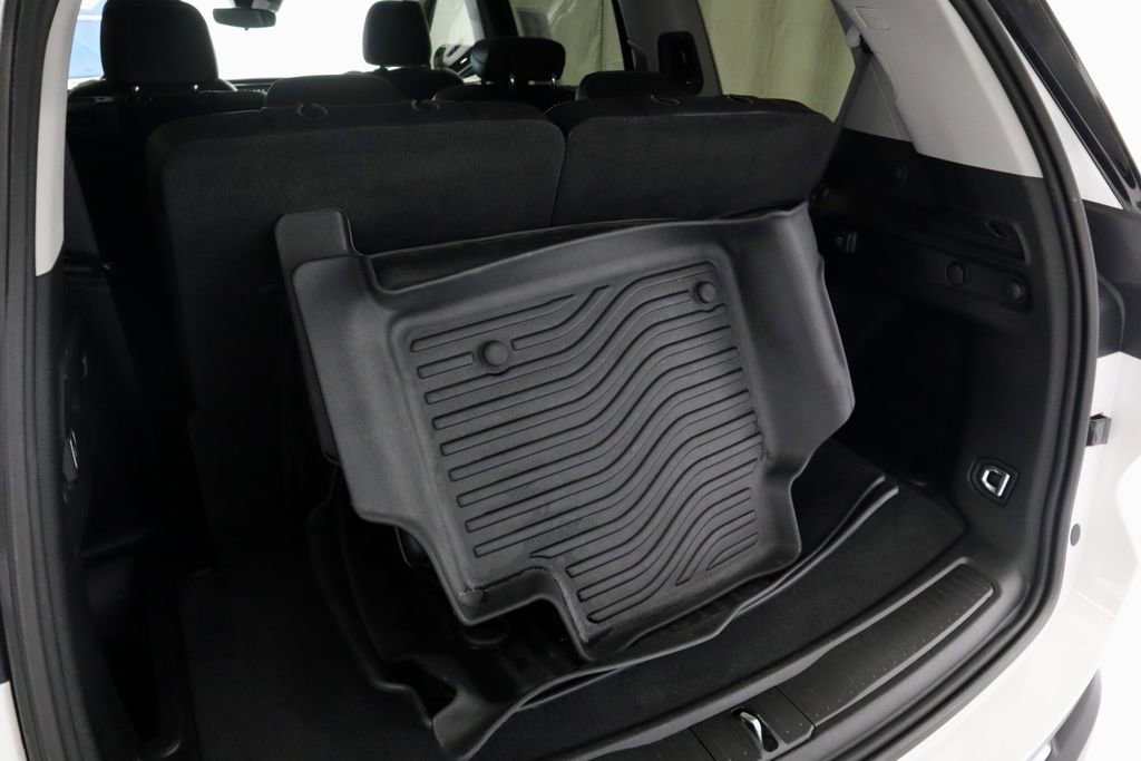 Used 2022 Jeep Grand Cherokee L Limited w/ Trailer Tow Group (B) image 15