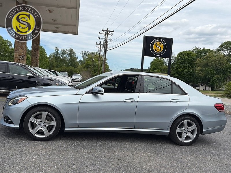 Used 2014 Mercedes-Benz E 350 4MATIC Sedan w/ Premium 1 Package image 3