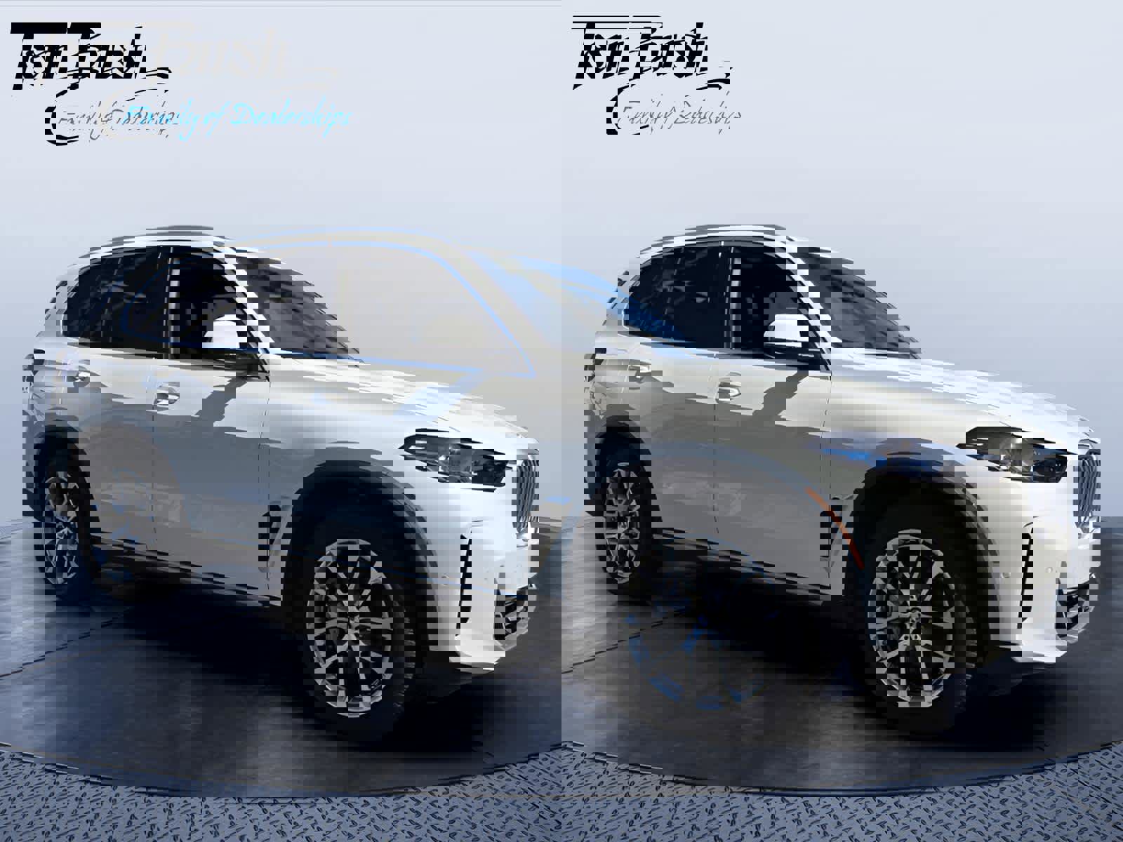 Certified 2026 BMW X5 xDrive50e image 1