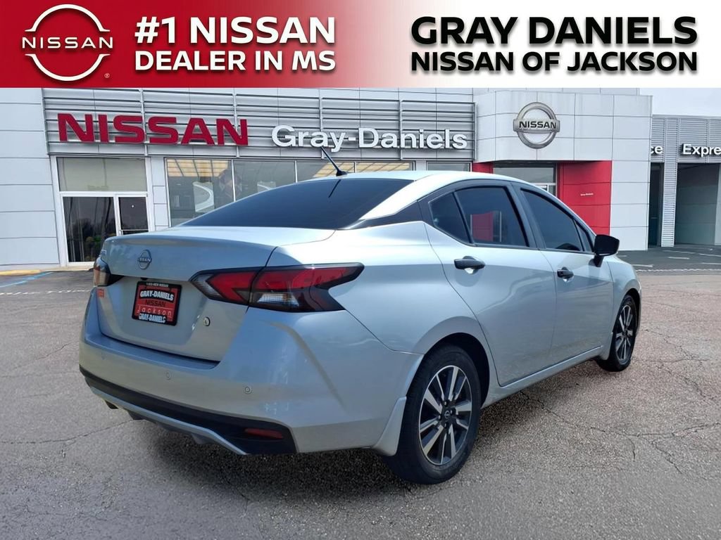 Used 2025 Nissan Versa S w/ S Plus Package FWD video 3