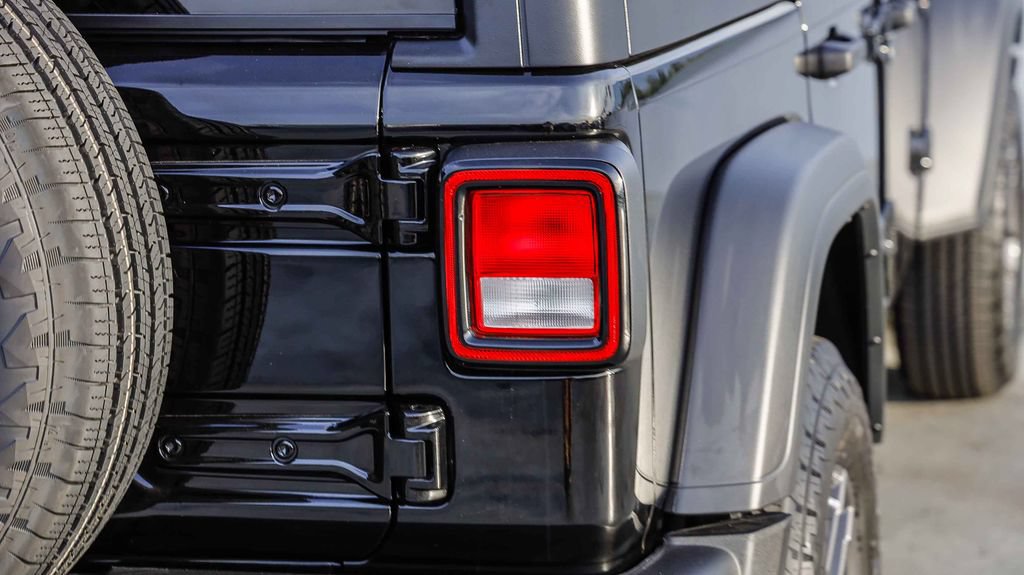 New 2026 Jeep Wrangler Unlimited Sport AWD/4WD image 10