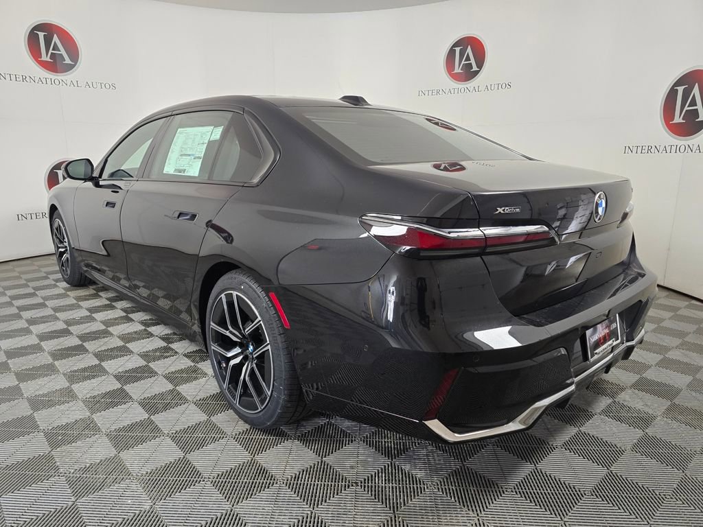 New 2026 BMW 740i xDrive w/ Premium Package image 7