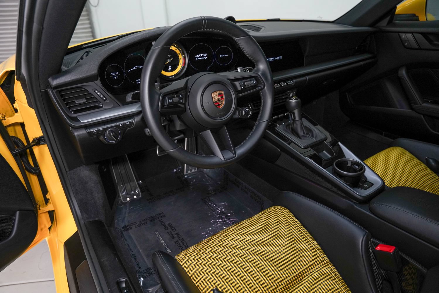 Used 2023 Porsche 911 GT3 w/ Chrono Package RWD image 11