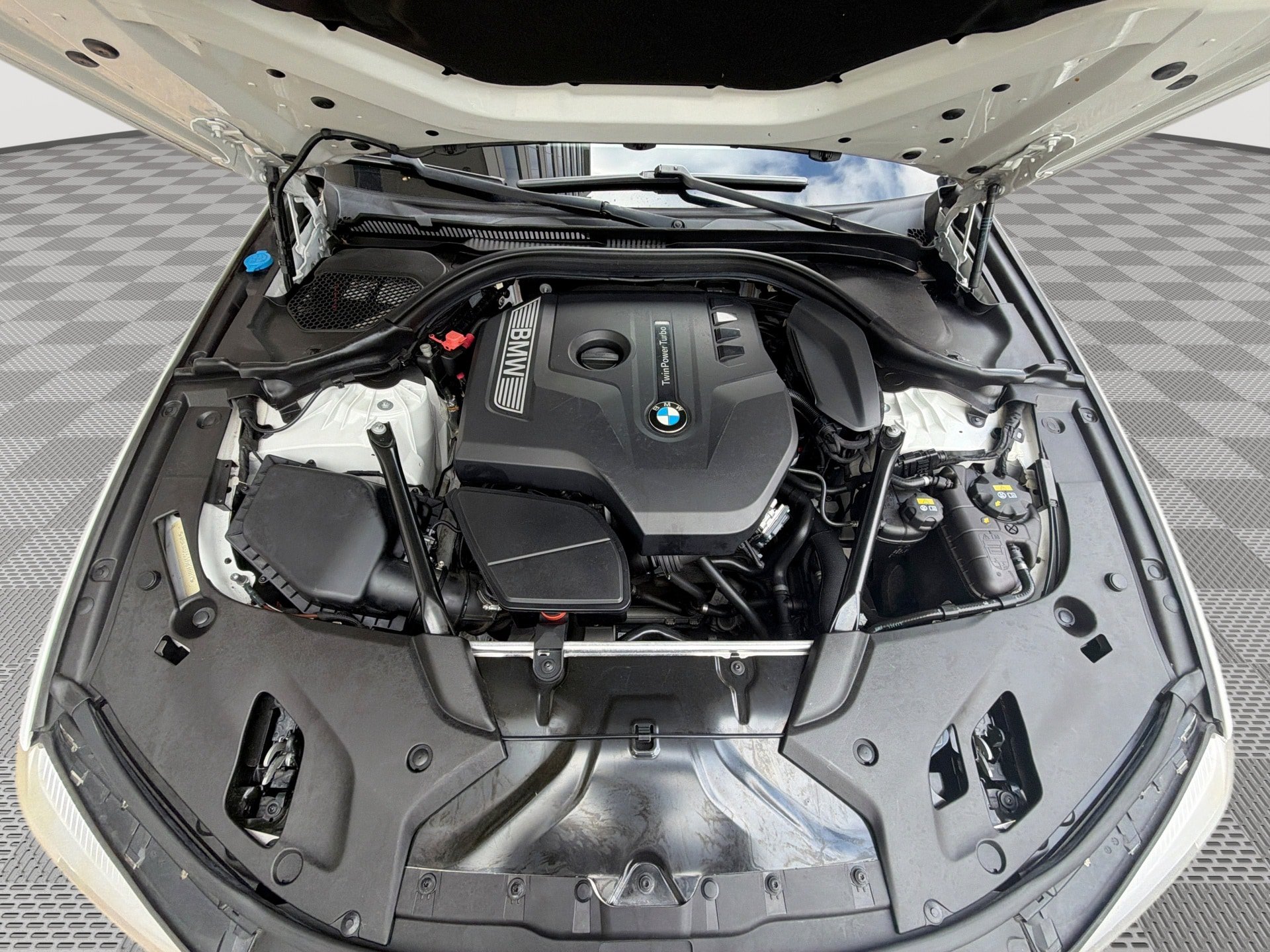 Used 2018 BMW 530i RWD image 18