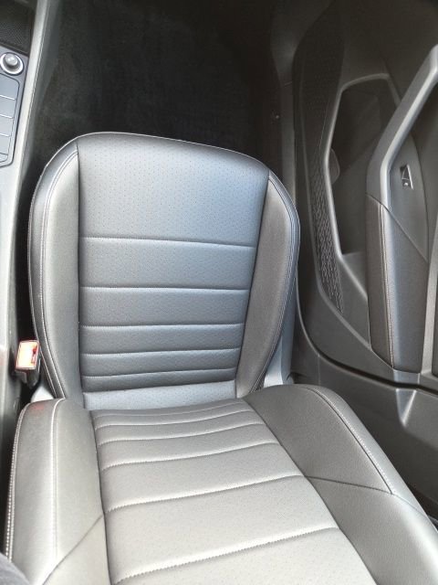 Used 2023 Volkswagen Jetta SE w/ Panoramic Sunroof Package image 19