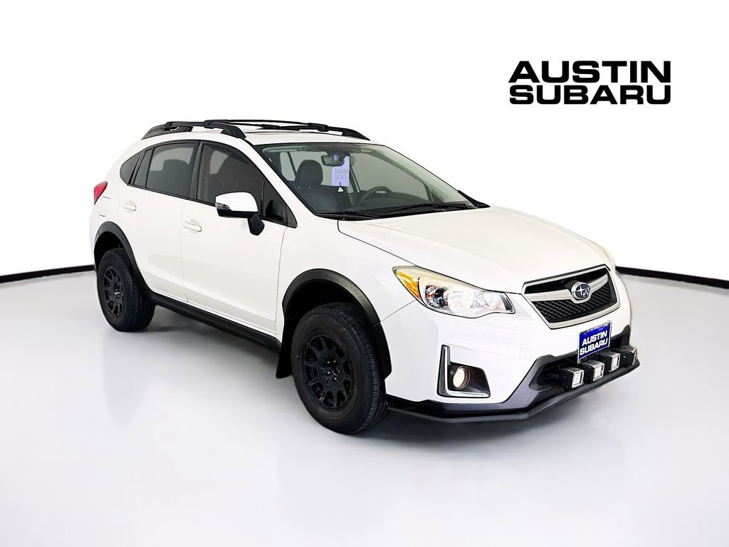 Used 2017 Subaru Crosstrek 2.0i Limited image 1