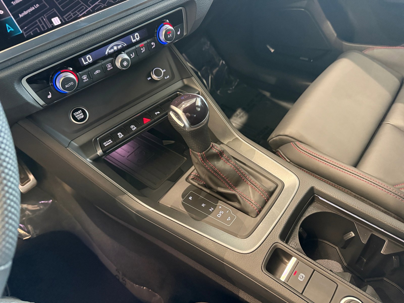 Certified 2025 Audi Q3 2.0T Premium Plus w/ Premium Plus Package image 13