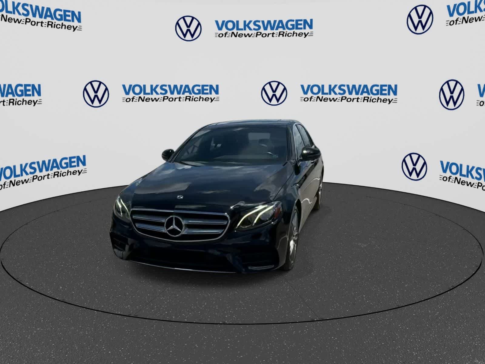Used 2020 Mercedes-Benz E 350 Sedan image 3
