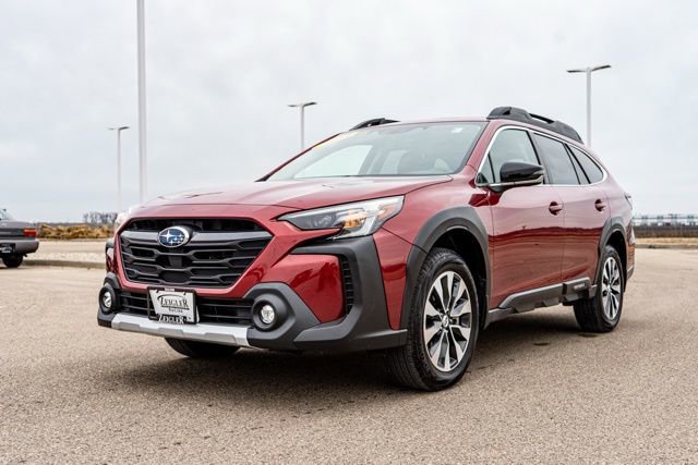 Used 2024 Subaru Outback Limited XT image 3