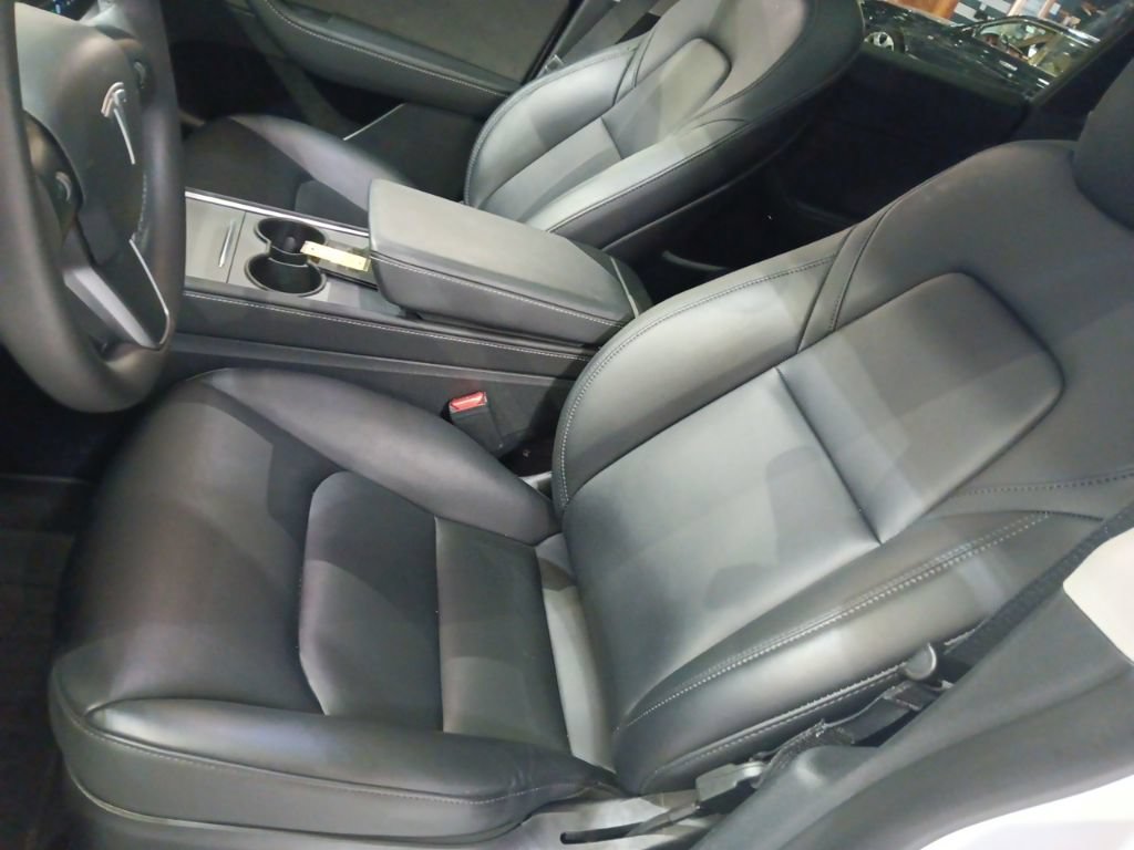 Used 2023 Tesla Model Y Long Range AWD/4WD image 5