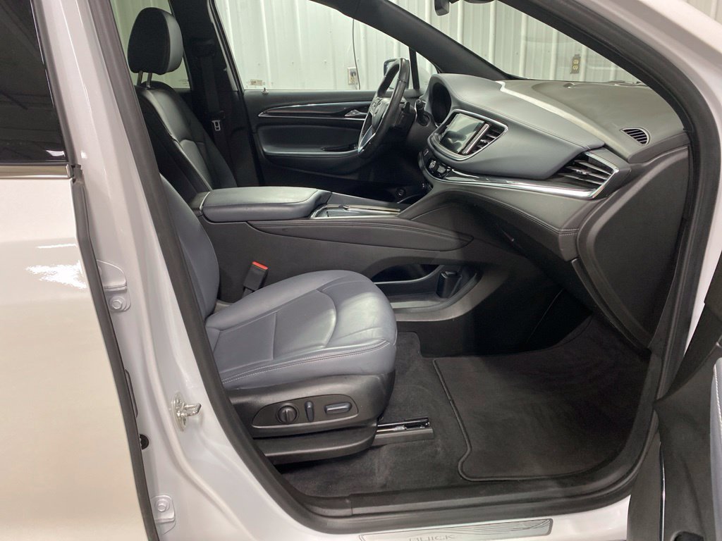 Used 2024 Buick Enclave Essence w/ Sport Touring Edition AWD/4WD image 22