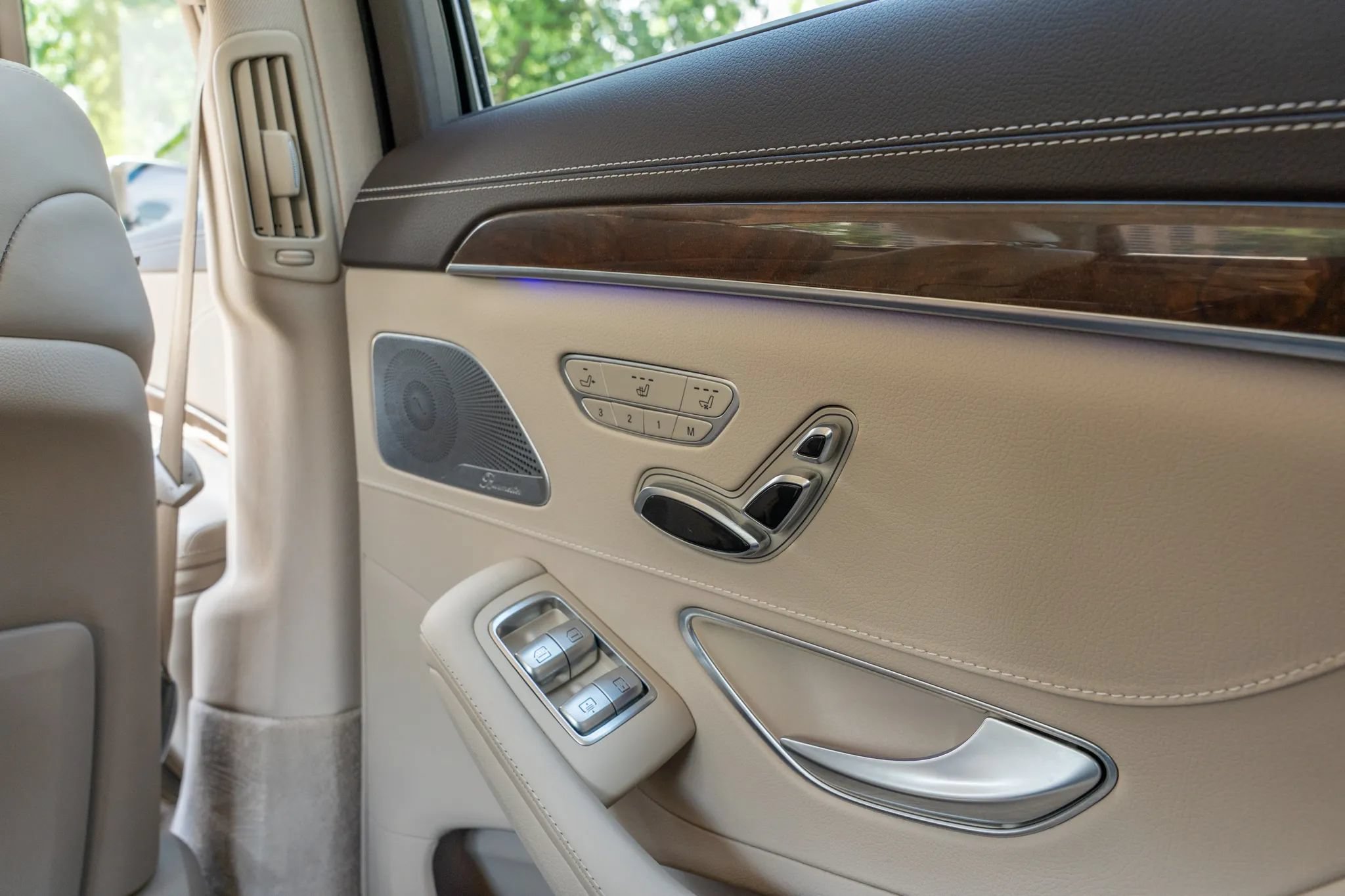 Used 2017 Mercedes-Benz S 550 4MATIC Sedan image 18