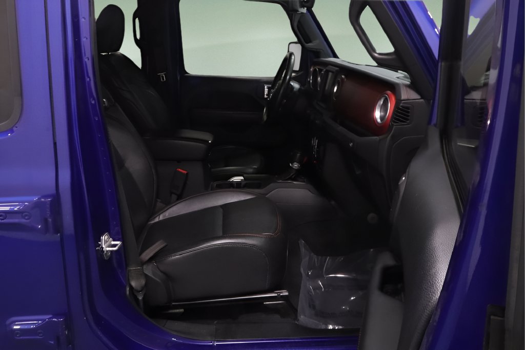 Certified 2018 Jeep Wrangler Unlimited Rubicon AWD/4WD image 17