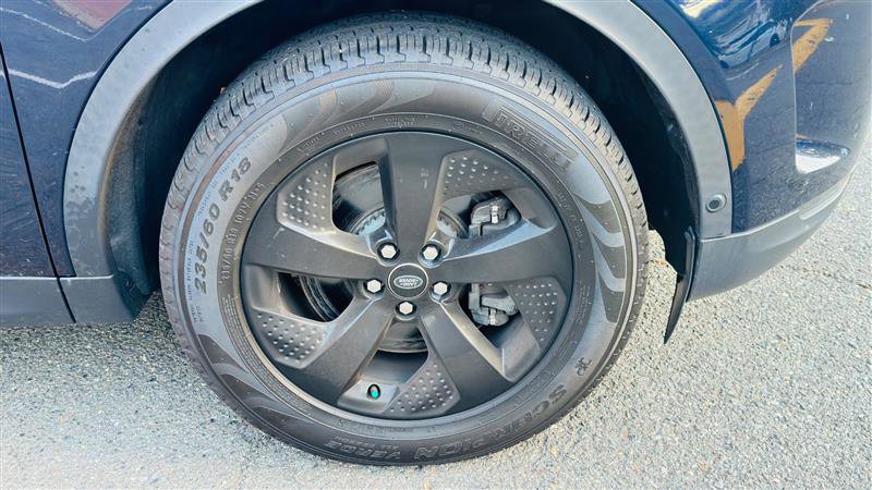 Used 2021 Land Rover Discovery Sport S image 16