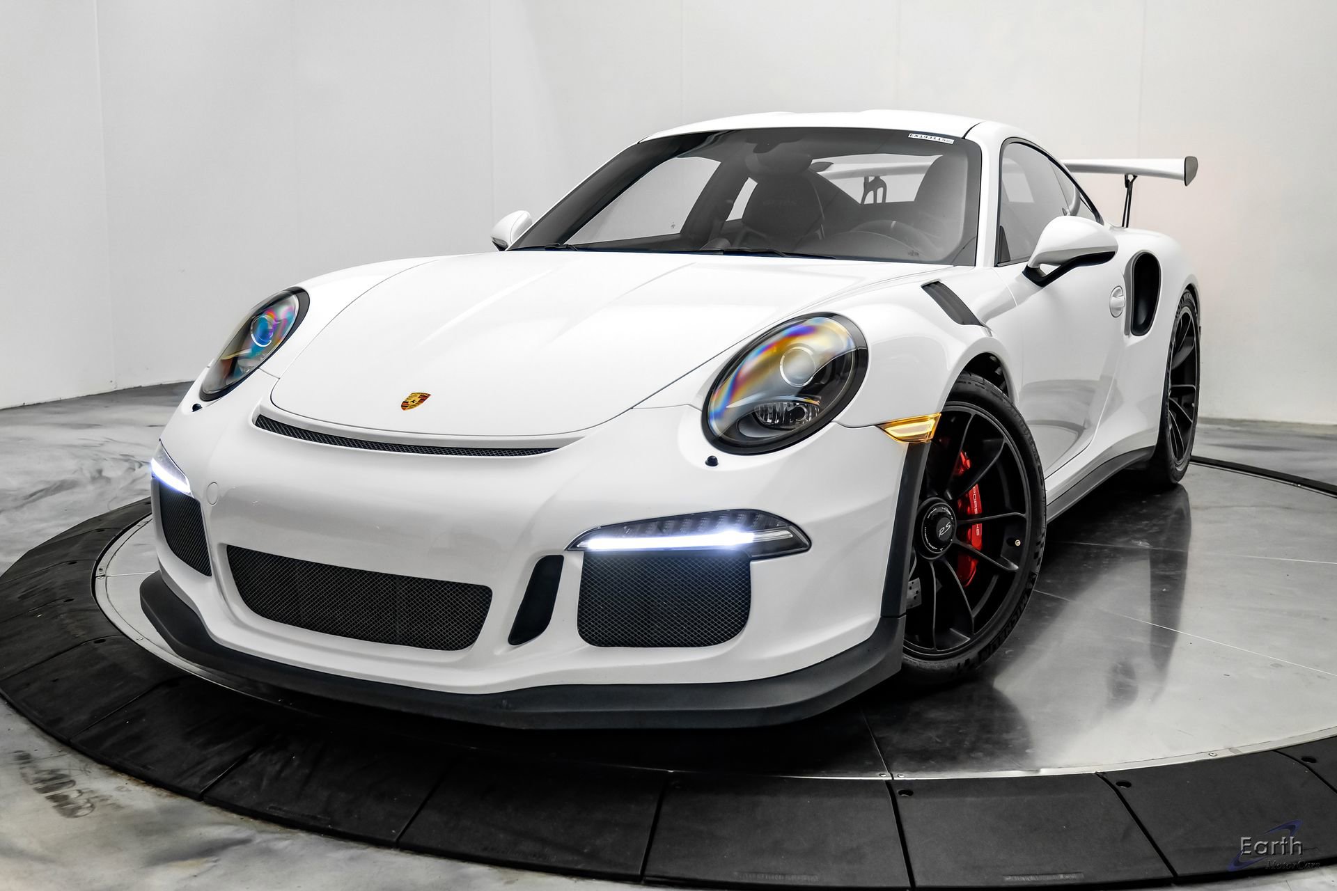 Used 2016 Porsche 911 GT3 RS RWD image 6