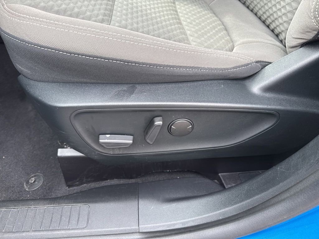 Used 2020 Ford Escape SE Sport image 4