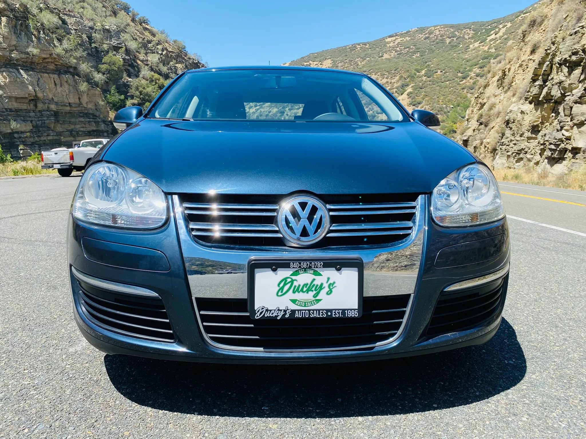 Used 2010 Volkswagen Jetta S FWD image 4