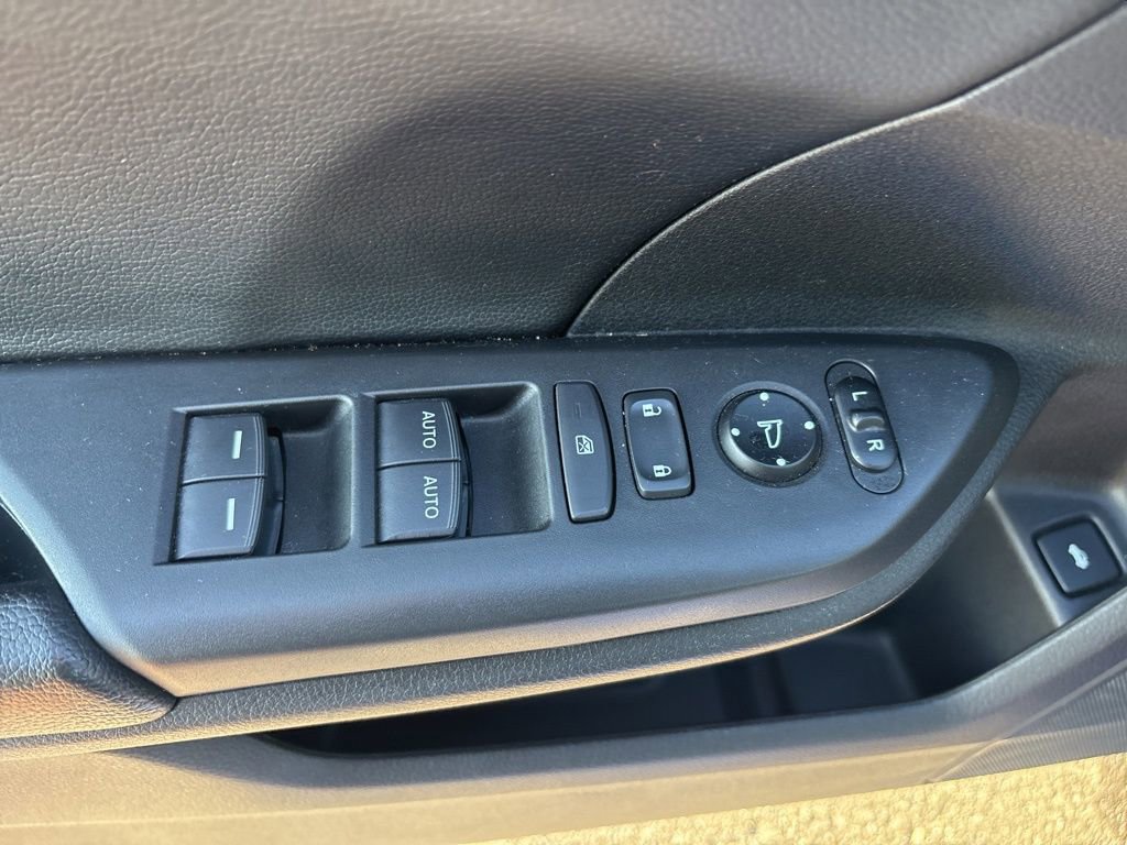 Used 2018 Honda Civic EX-L image 15