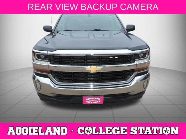 Used 2018 Chevrolet Silverado 1500 LT w/ Texas Edition RWD image 9