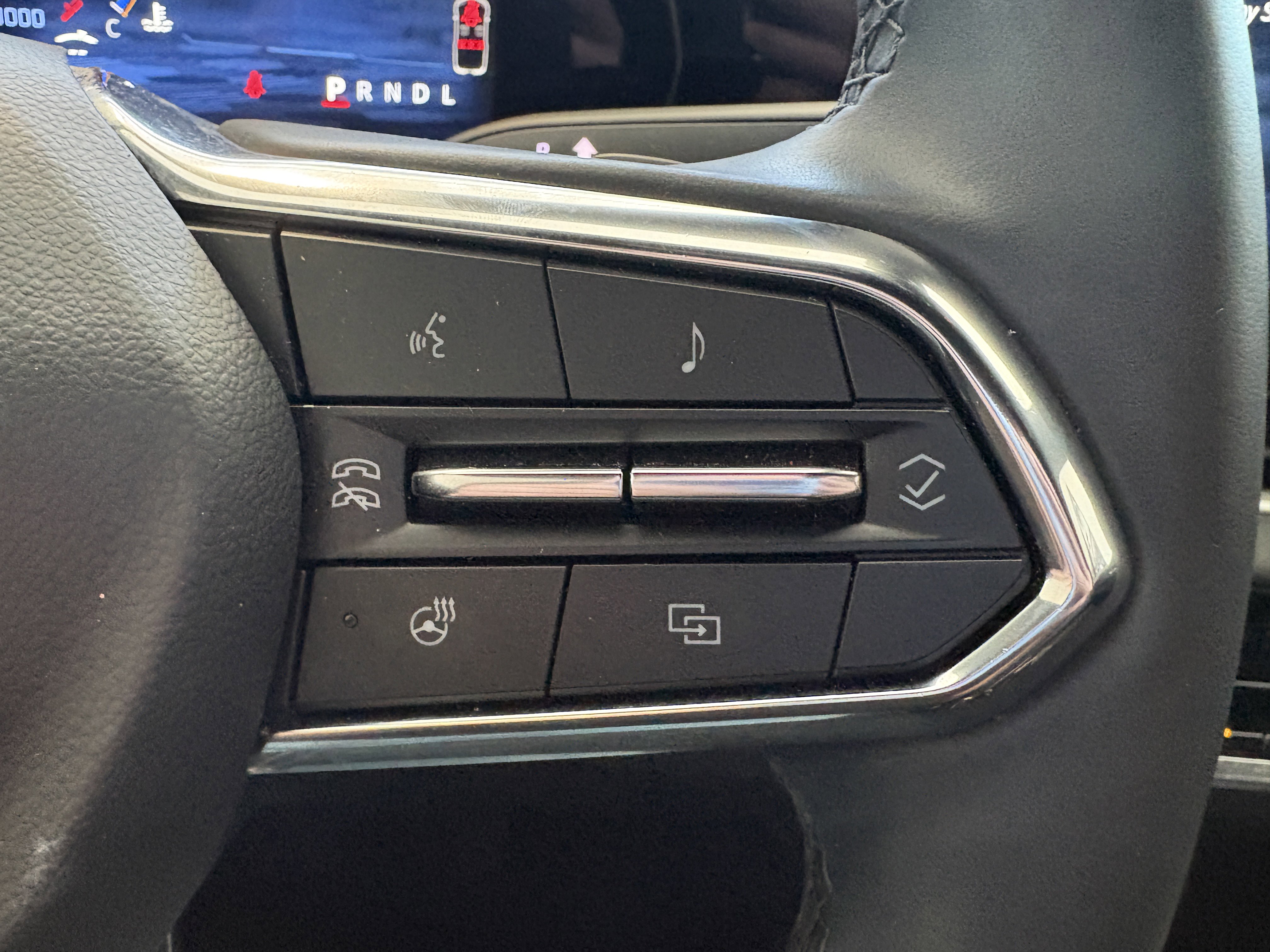 Used 2025 Chevrolet Equinox LT w/ Convenience Package II FWD image 13