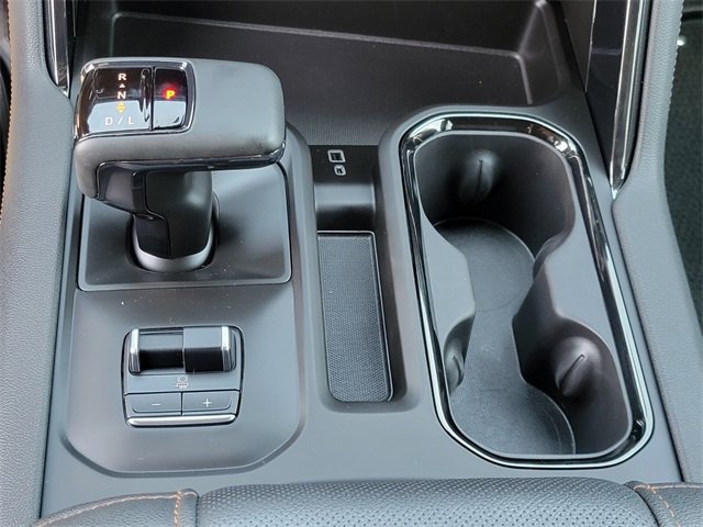 Used 2023 GMC Sierra 1500 AT4 w/ AT4 Premium Package image 25