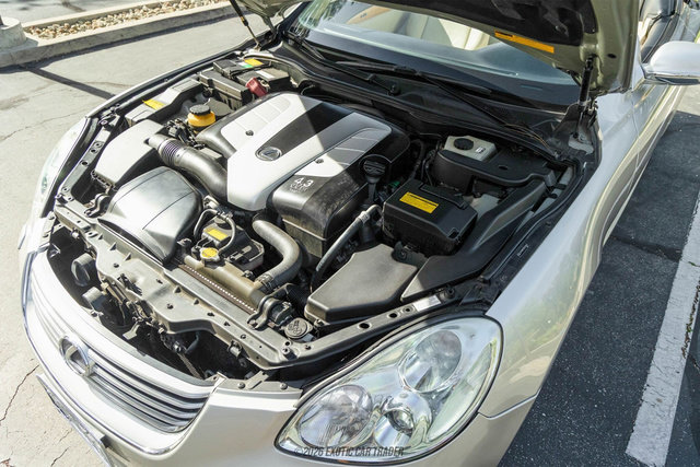 Used 2005 Lexus SC 430 Convertible image 25