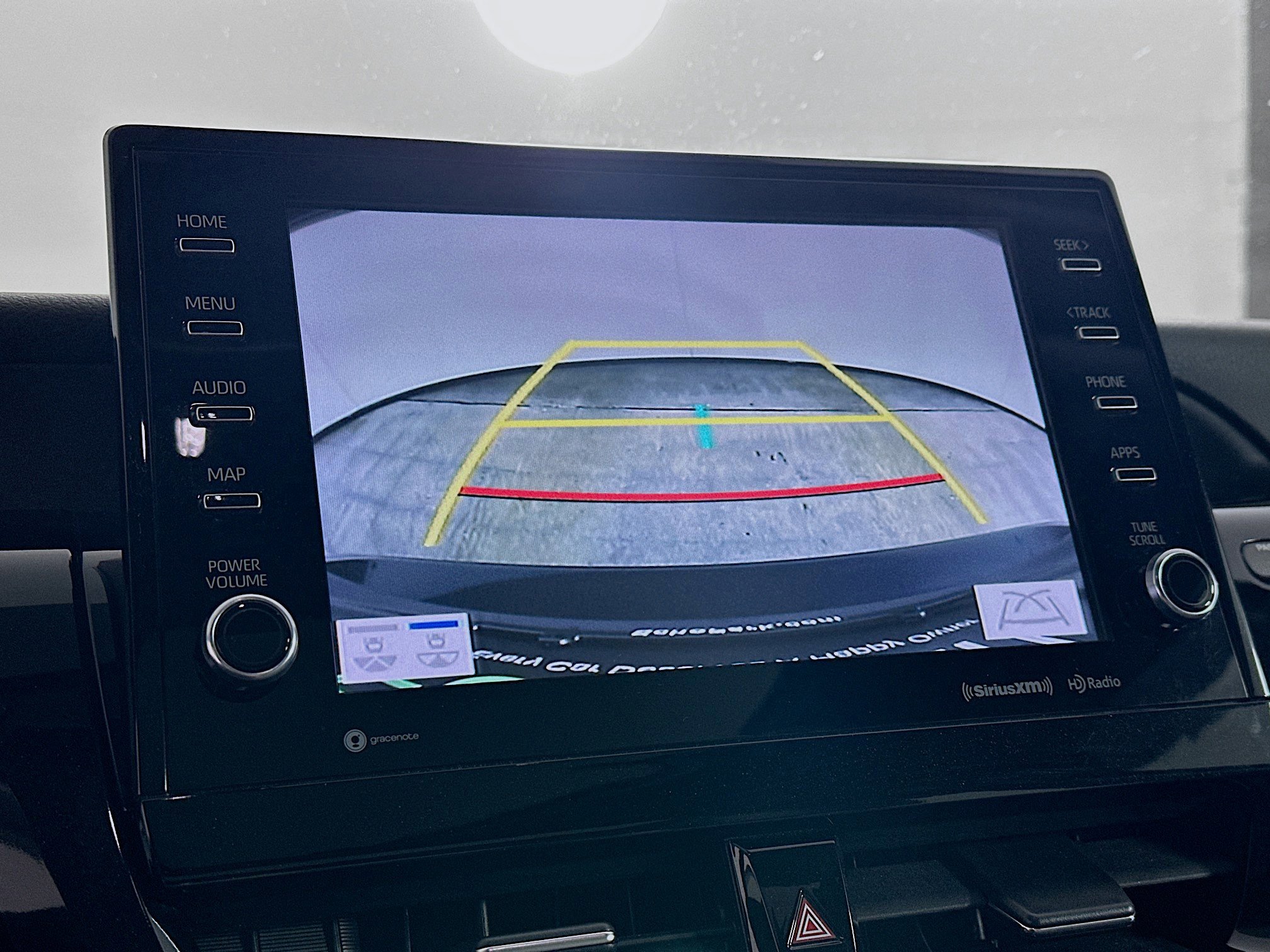 Used 2021 Toyota Camry XLE image 22