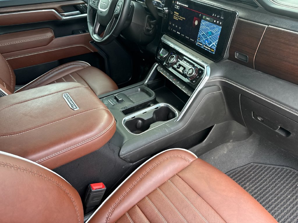 Used 2025 GMC Sierra 3500 Denali Ultimate AWD/4WD image 14