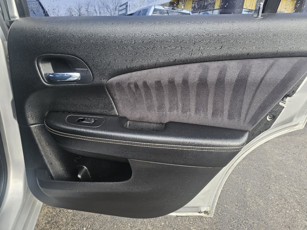 Used 2012 Chrysler 200 S image 62